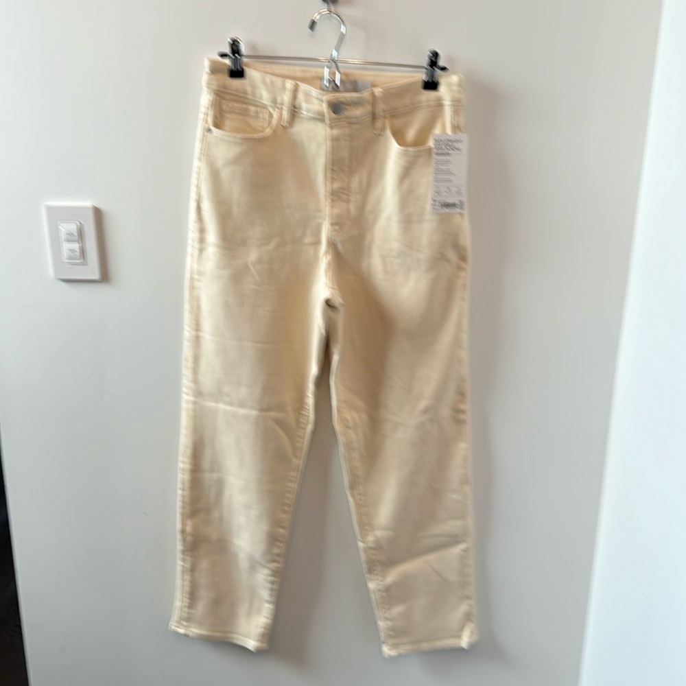 NWT Athleta flex straight leg ankle Jean.